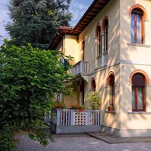 Bed & Breakfast Casa Gardenia Venice - Atika & Atif, Marghera